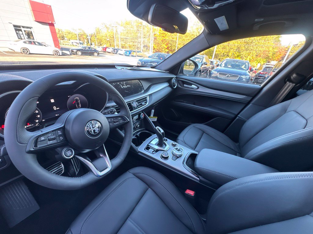 New 2026 Alfa Romeo Stelvio Sprint AWD/4WD image 14
