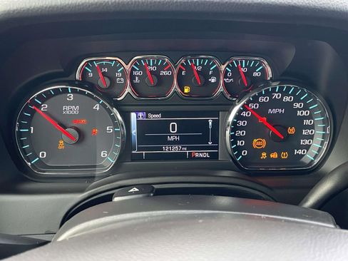 Used 2019 GMC Yukon XL SLT w/ HD Trailering Package image 25