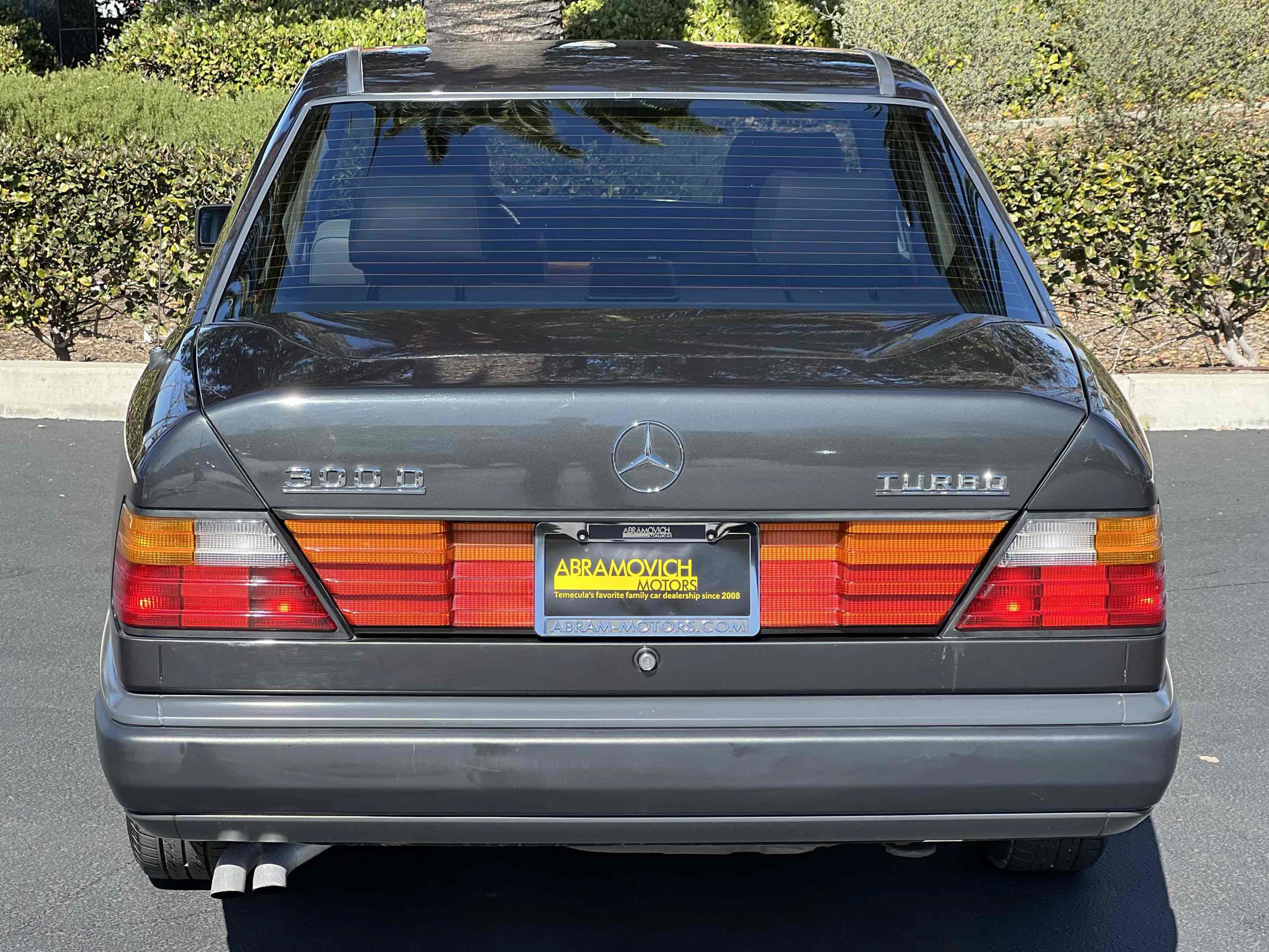 Used 1987 Mercedes-Benz 300 D Turbo image 14