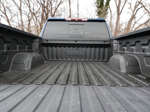 Used 2019 Chevrolet Silverado 1500 High Country w/ Technology Package image 11