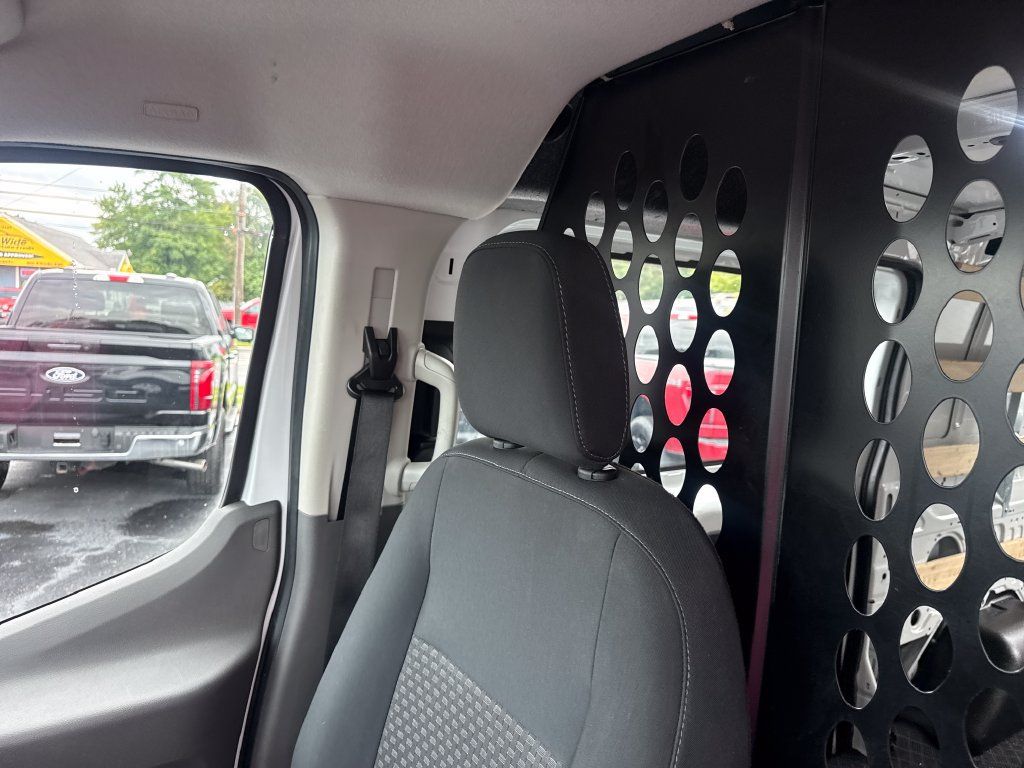 Used 2025 Ford Transit 250 Low Roof w/ Exterior Upgrade Package RWD image 42