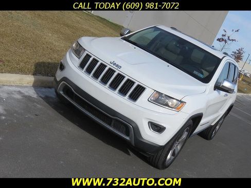 Used 2015 Jeep Grand Cherokee Limited w/ Trailer Tow Group IV image 14