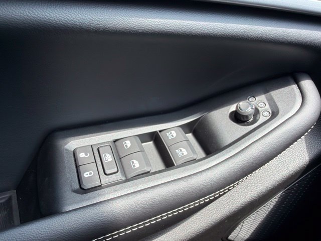 New 2026 Jeep Grand Cherokee Altitude AWD/4WD image 22