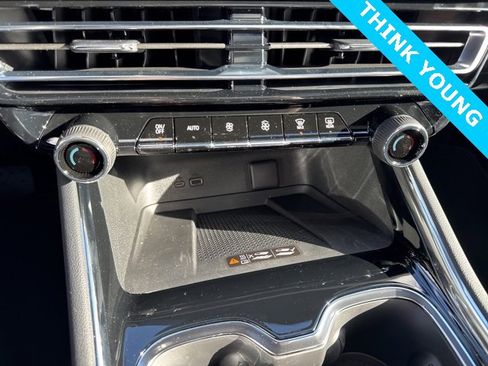 New 2026 Chevrolet Traverse LT w/ Sun and Wheel Package image 26