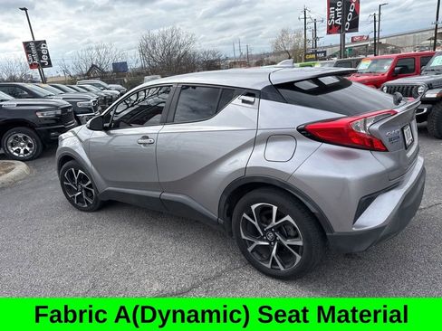 Used 2019 Toyota C-HR XLE image 7