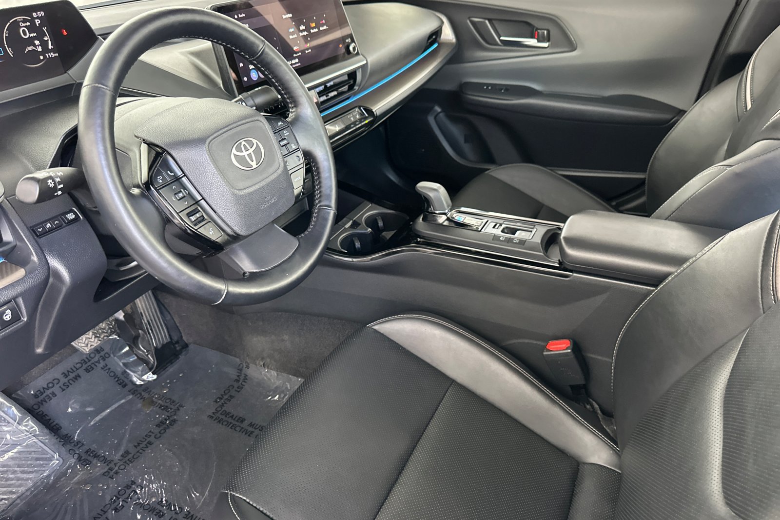 Used 2024 Toyota Prius Limited w/ Limited Premium Package FWD image 10