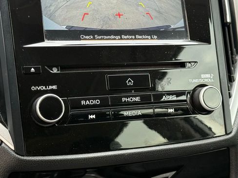 Used 2021 Subaru Forester Premium image 10