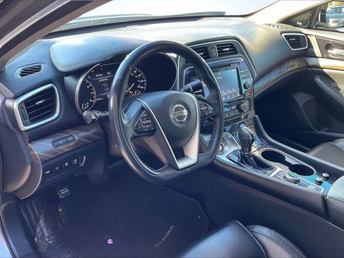 Used 2018 Nissan Maxima Platinum image 14