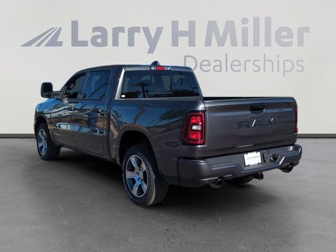 New 2026 RAM 1500 Express image 3