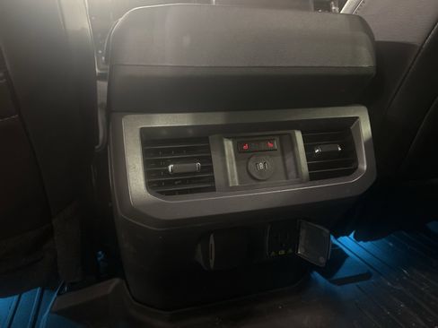 Used 2024 Ford F250 Lariat w/ Chrome Package AWD/4WD image 15