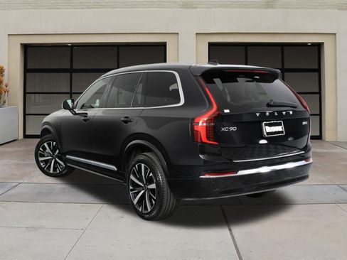 Certified 2025 Volvo XC90 B5 Core w/ Protection Package Premier image 2