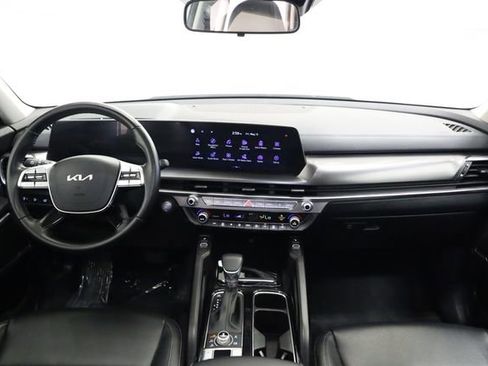 Used 2025 Kia Telluride S AWD/4WD image 16