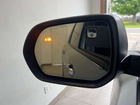 New 2026 Chevrolet Traverse RS w/ LPO, Floor Liner Package AWD/4WD image 68