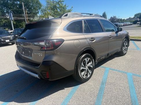Used 2021 Subaru Outback Limited XT AWD/4WD image 4