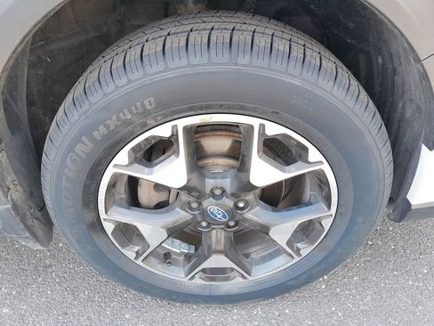 Used 2019 Subaru Crosstrek 2.0i Premium AWD/4WD image 39
