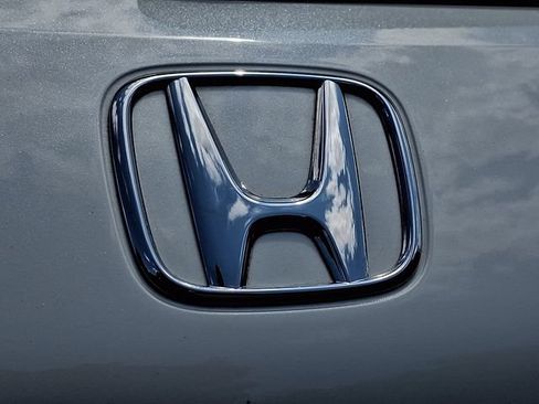 Certified 2025 Honda HR-V EX-L image 29