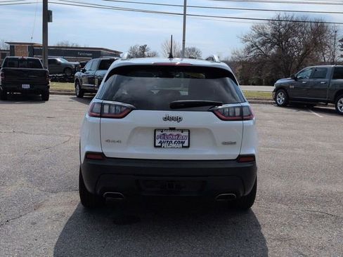 Used 2021 Jeep Cherokee Latitude Lux w/ Comfort/Convenience Group image 4