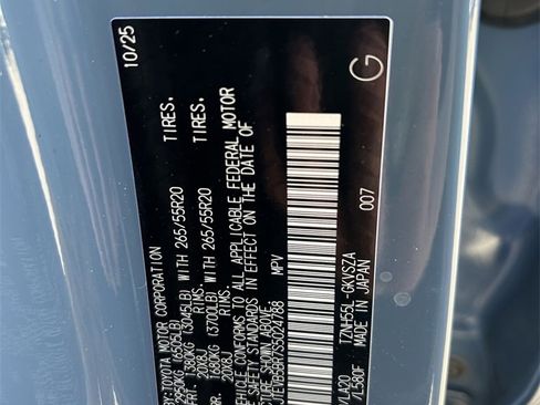 New 2025 Toyota 4Runner Limited image 10