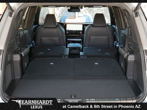 New 2026 Lexus TX 500h AWD image 21