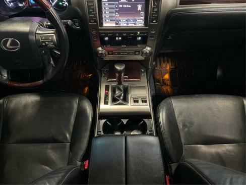 Used 2015 Lexus GX 460 image 19
