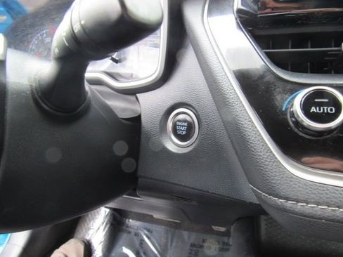 Used 2019 Toyota Corolla SE image 22