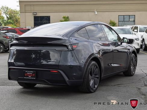 Used 2026 Tesla Model Y Long Range AWD/4WD image 20