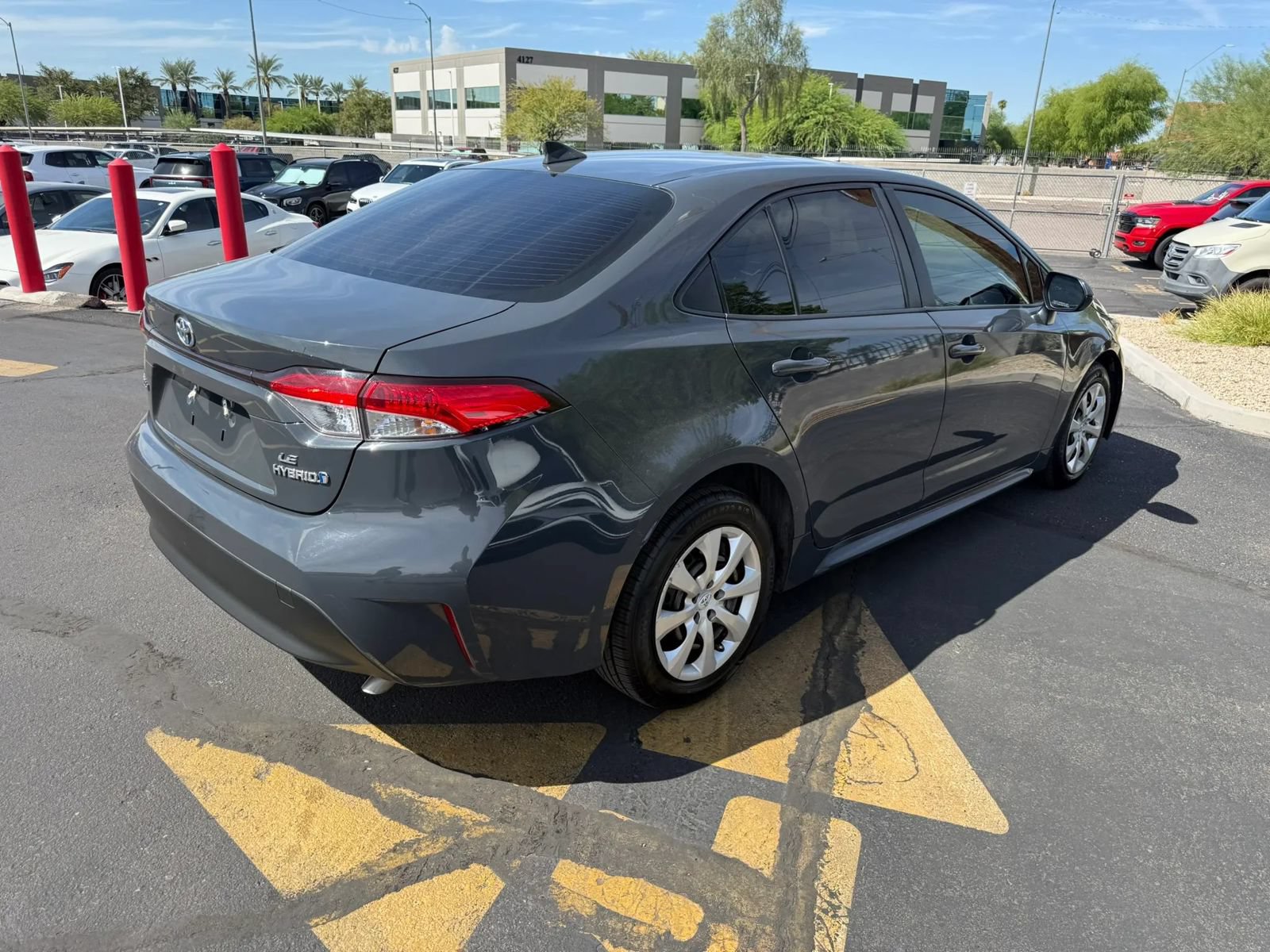 Used 2023 Toyota Corolla LE FWD image 6
