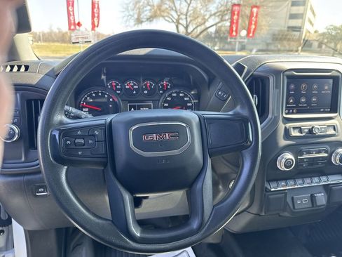 Used 2023 GMC Sierra 1500 Pro w/ Convenience Package image 16