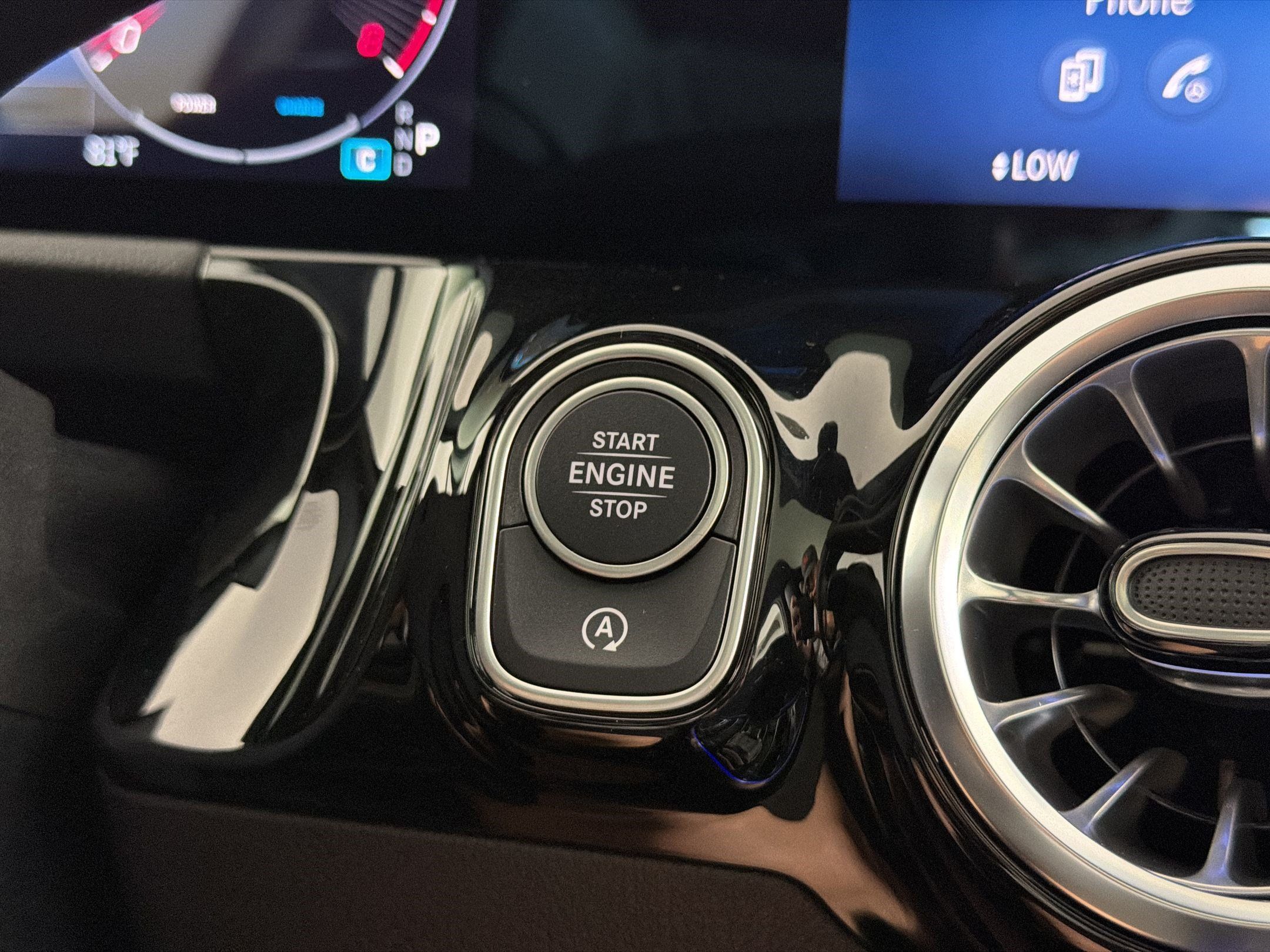 Used 2026 Mercedes-Benz GLA 250 4MATIC image 17
