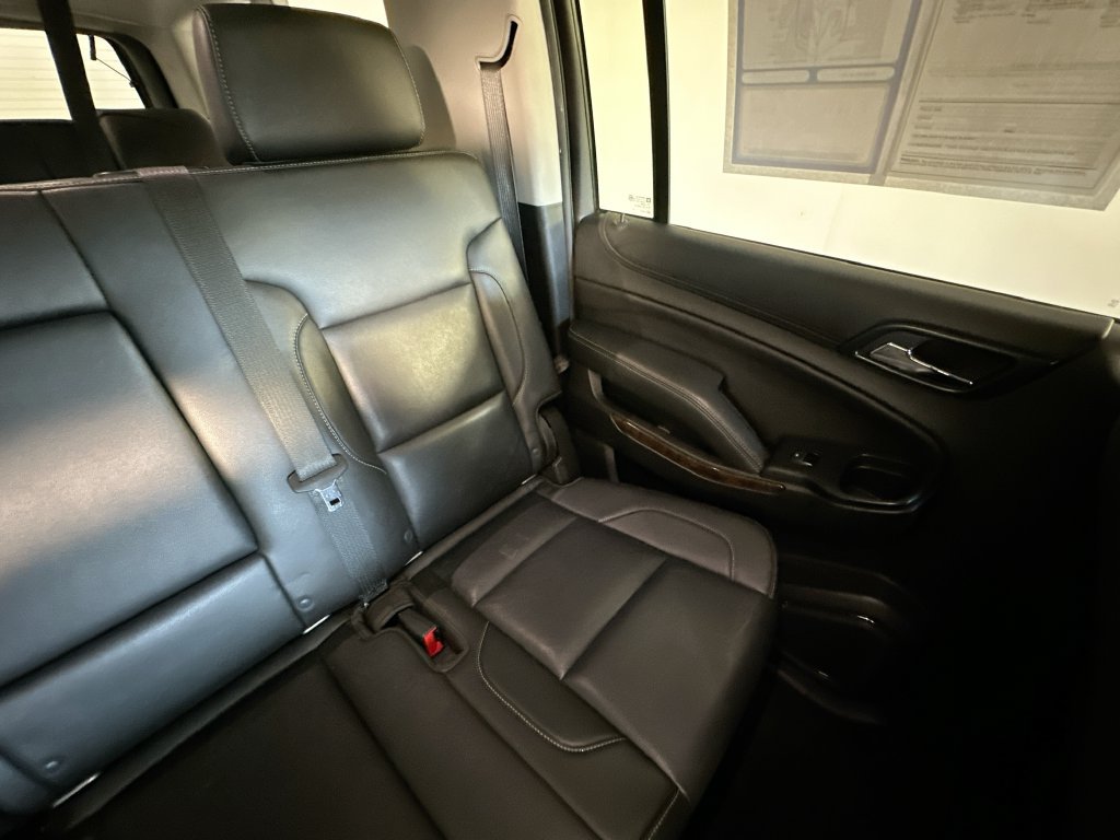 Used 2019 Chevrolet Suburban LT AWD/4WD image 14
