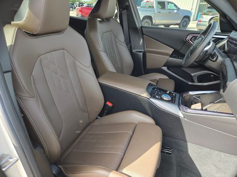 Used 2025 BMW X3 xDrive30i w/ Convenience Package AWD/4WD image 26