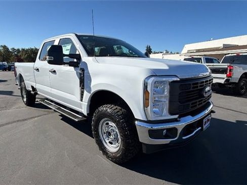 New 2026 Ford F350 XL w/ XL Off-Road Package image 2