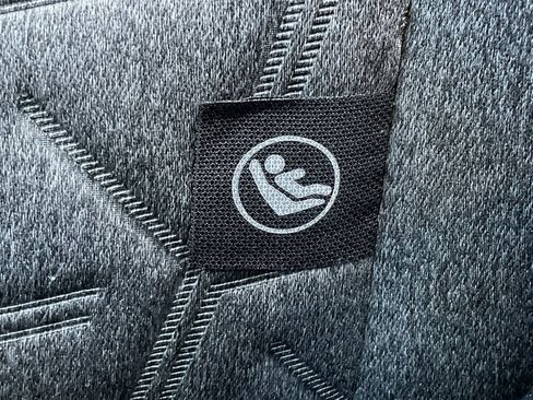 Used 2025 Nissan Kicks SV image 16