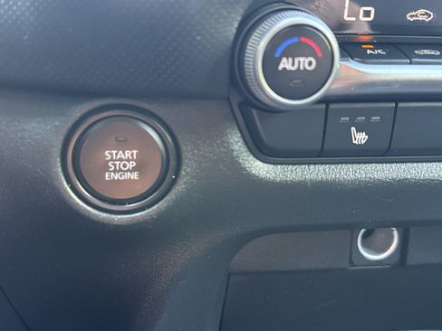 Used 2024 MAZDA CX-50 AWD 2.5 S w/ Preferred Package image 19