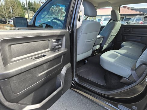 Used 2013 RAM 1500 ST w/ SXT Appearance Group AWD/4WD image 28