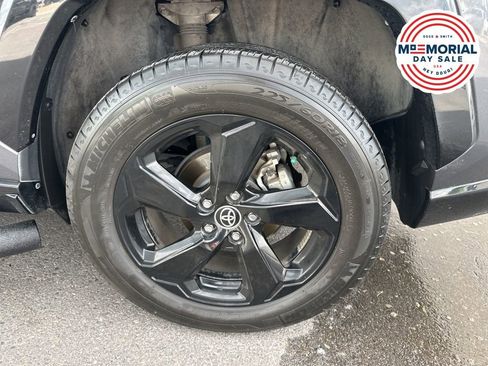 Used 2021 Toyota RAV4 XSE AWD/4WD image 6
