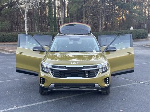 Certified 2024 Kia Seltos SX image 9
