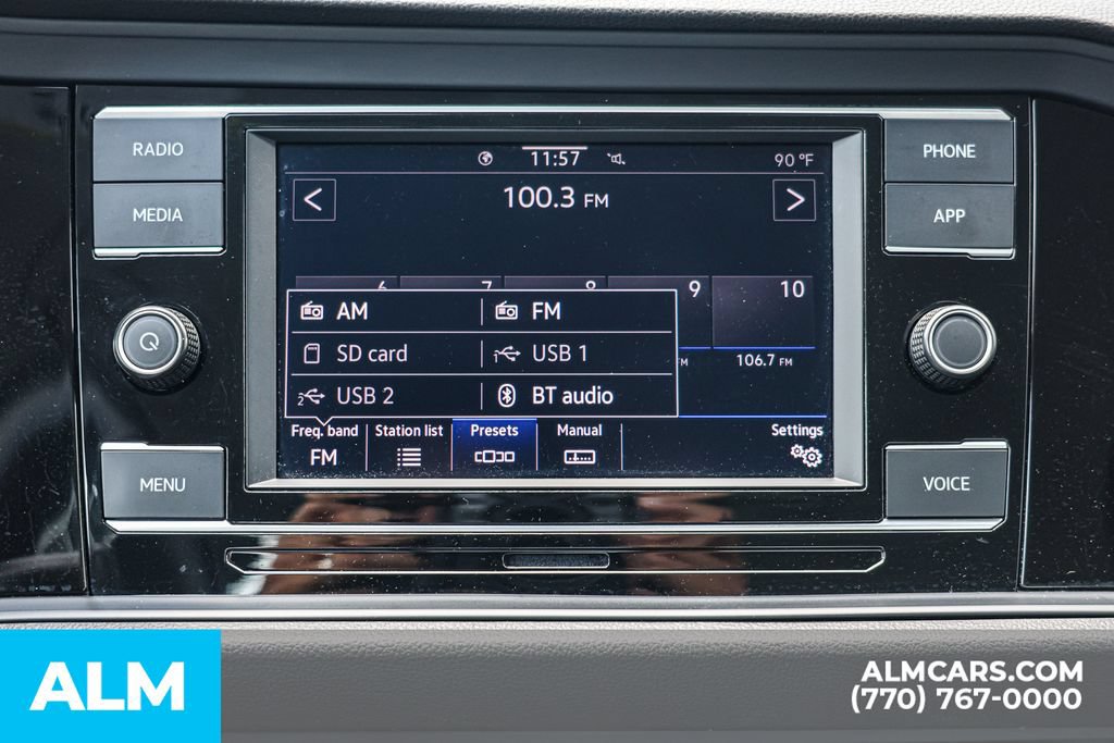 Used 2024 Volkswagen Jetta SE FWD image 35