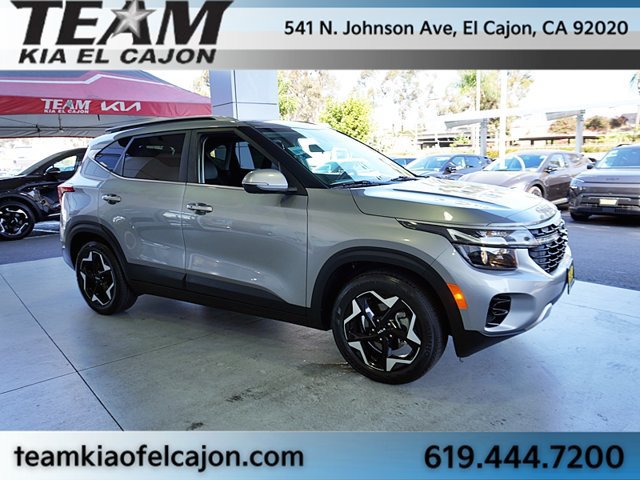 Certified 2024 Kia Seltos EX FWD image 10