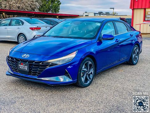 Used 2021 Hyundai Elantra Limited w/ Cargo Package image 4