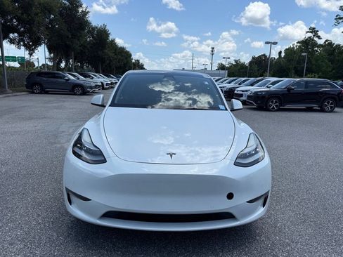 Used 2021 Tesla Model Y 2WD image 2
