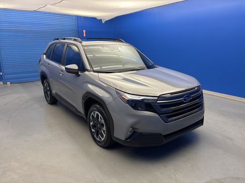 Certified 2026 Subaru Forester Premium AWD/4WD image 2