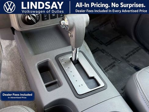 Used 2016 Nissan Frontier SL AWD/4WD image 21