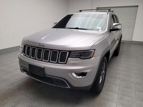 Used 2017 Jeep Grand Cherokee Limited w/ Luxury Group II RWD image 15