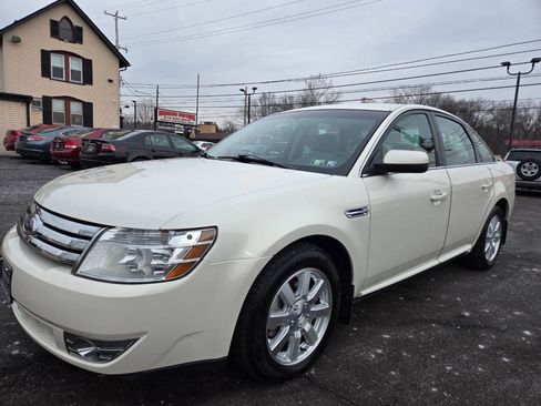 Used 2009 Ford Taurus SE image 10