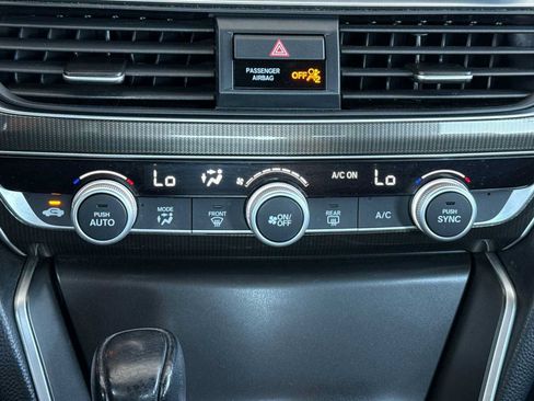 Used 2019 Honda Accord Sport image 19