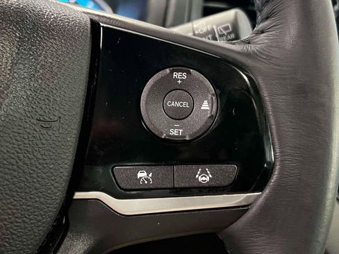 Used 2023 Honda Odyssey Touring image 25