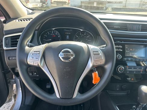 Used 2015 Nissan Rogue S AWD/4WD image 14
