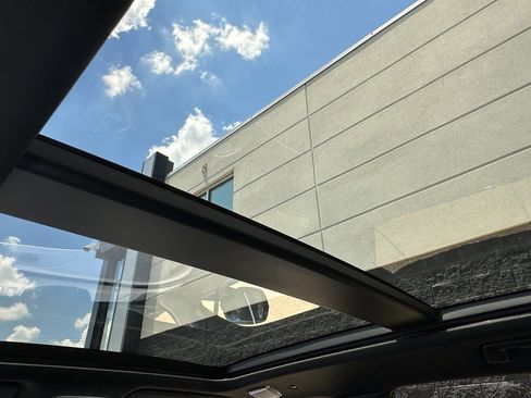 New 2026 Cadillac Lyriq V image 9