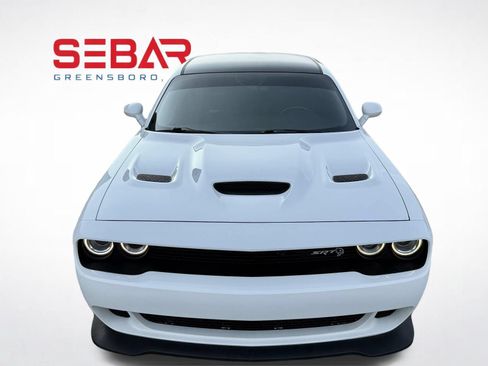 Used 2020 Dodge Challenger SRT Hellcat w/ Plus Package RWD image 16